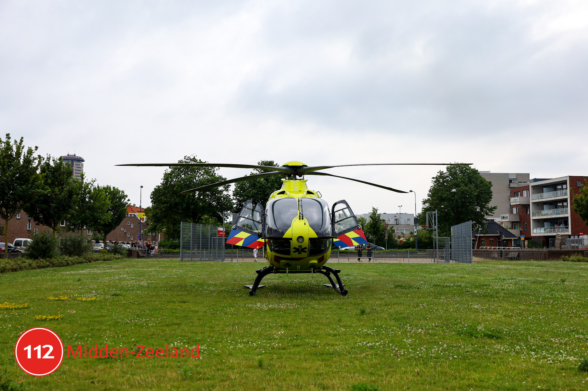 Slachtoffer steekpartij #Vlissingen is 27 jarige man uit #Middelburg; Verdachte aangehouden in #Antwerpen .